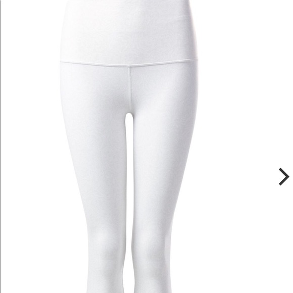 lululemon athletica Pants - Lululemon wunder under crop hi rise 10
